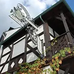 Zur Lindenau 4*