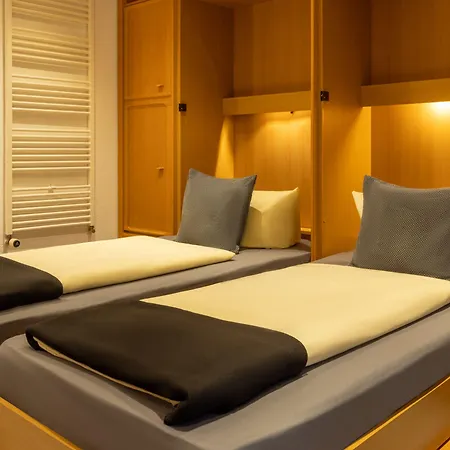 Zur Lindenau Pensjonat