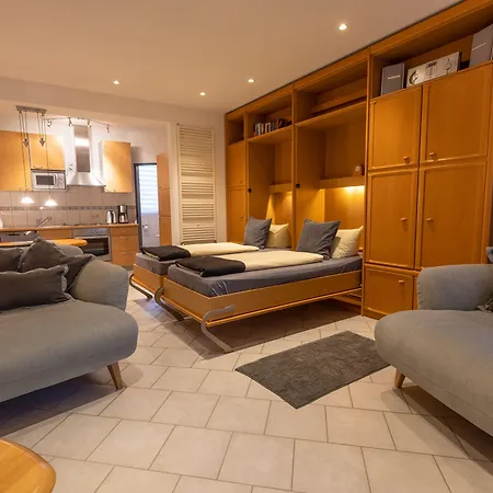 Guest house Zur Lindenau 4*