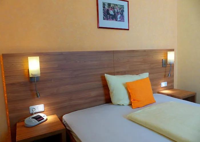 Zur Lindenau Casa de hóspedes