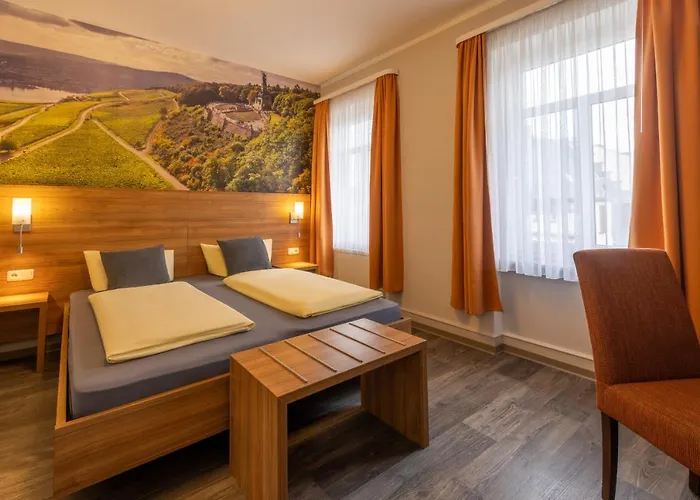 주르 린데나우 게스트하우스 로데스하임암라인