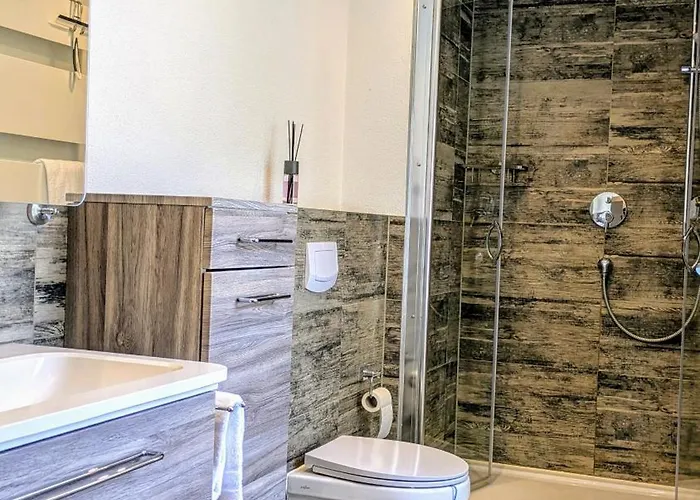 게스트하우스 주르 린데나우 로데스하임암라인