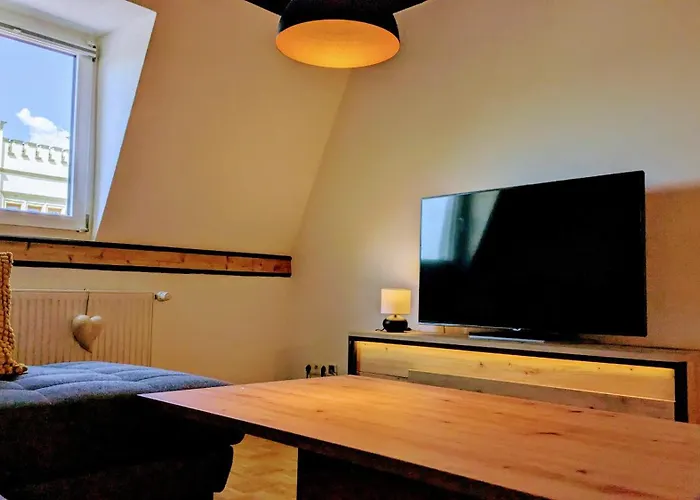 Zur Lindenau 3* Rüdesheim am Rhein