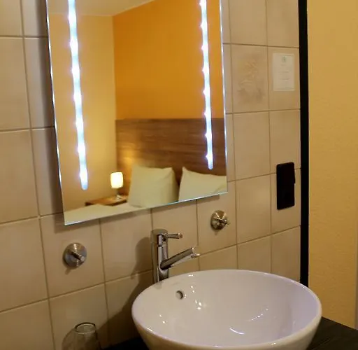 주르 린데나우 게스트하우스 4*